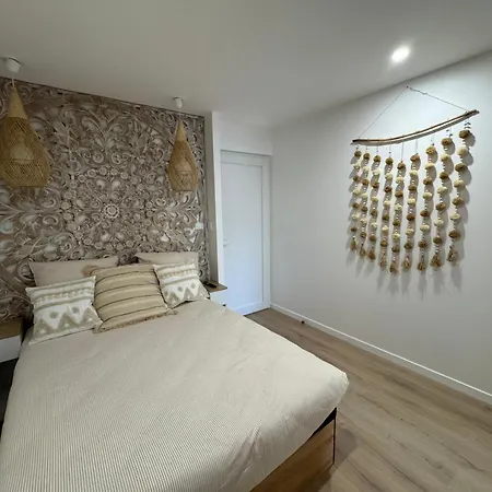 Апартаменти Le Petit Coin Boheme, 4 Personnes, Pieds Dans L'eau